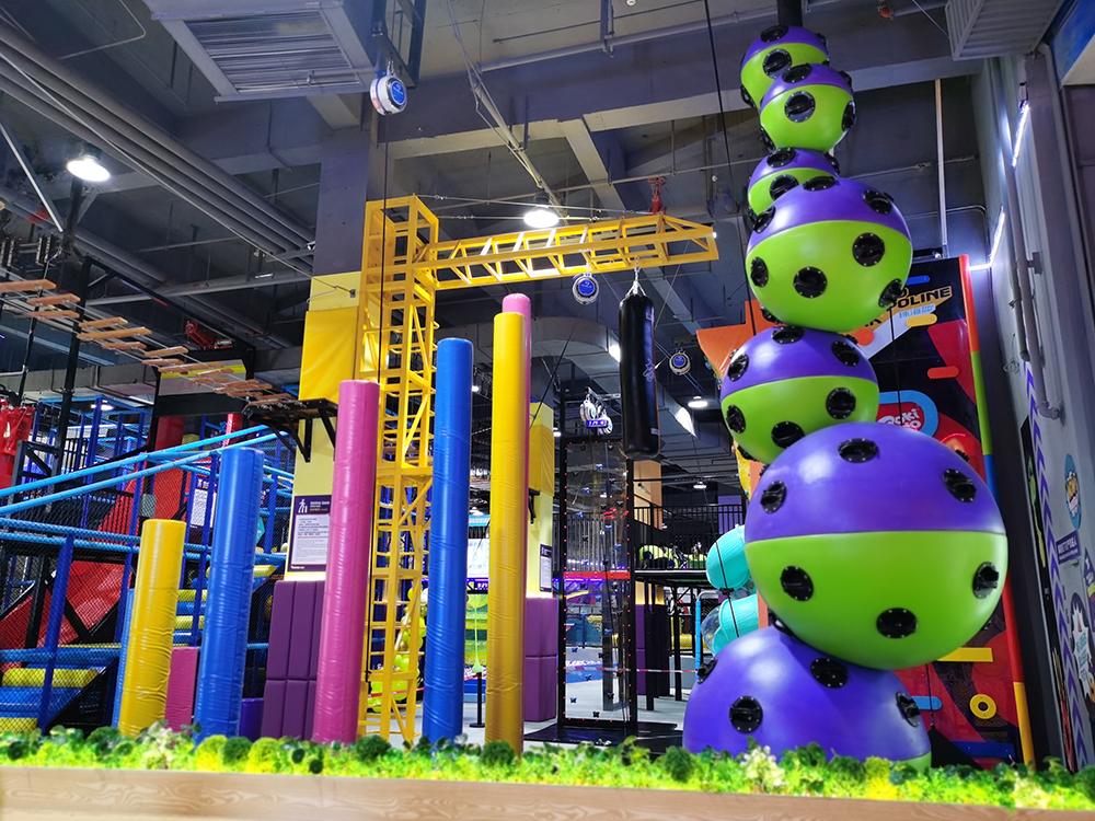 Climbing wall indoor playground 攀爬墙室内游乐场