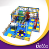 Bettaplay幼儿园儿童与蹦床一起玩绳索课程