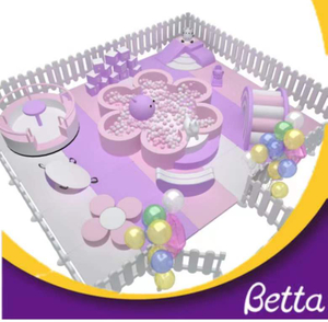 Bettaplay花主题软玩具设备toddler 室内乐园