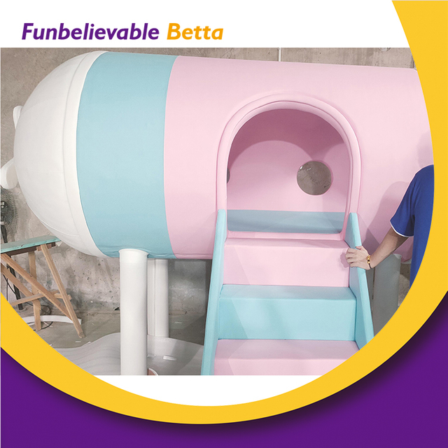 Bettaplay飞机儿童室内软游戏设备toddler softplay固定球坑