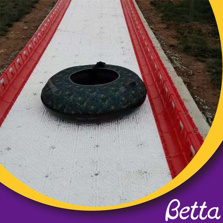 Tubby Slide Ski Slope2