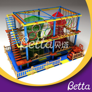 Bettaplay专业的彩色绳索课程冒险