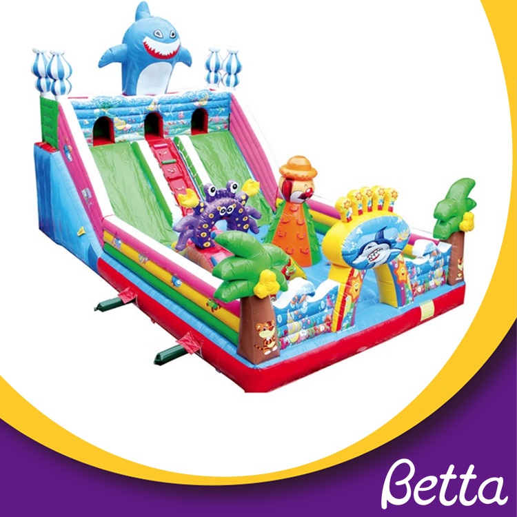 Bettaplay高质量廉价巨型商业充气房屋.jpg