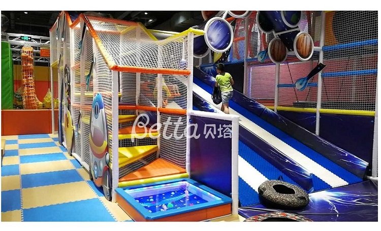 Tubby Slide C.JPG