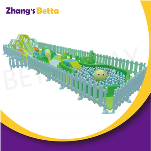 Bettaplay白色柔和的颜色儿童软玩具包蹒跚学步设备套装室内游戏