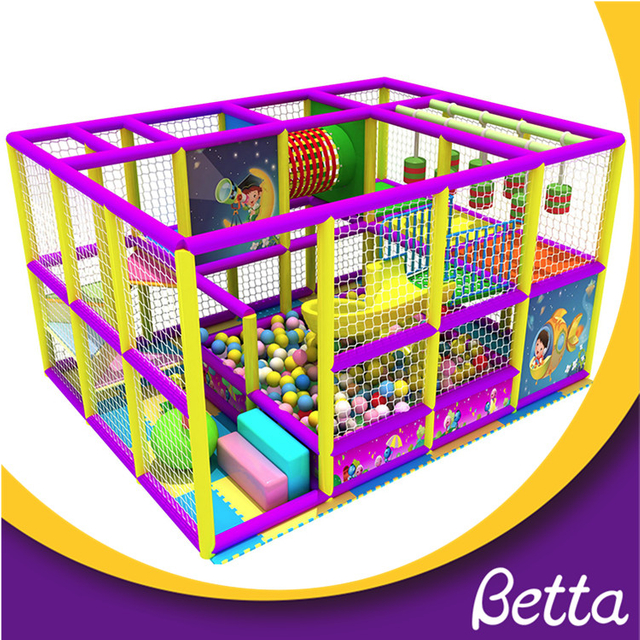 软游戏区的孩子廉价室内游乐场设备 