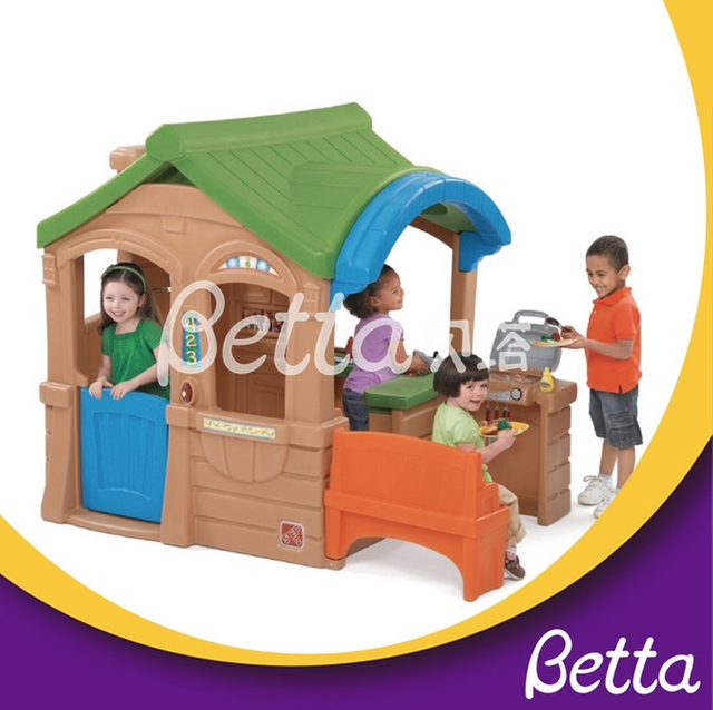 Bettaplay迷人的便携式卡通风格后院城堡剧院