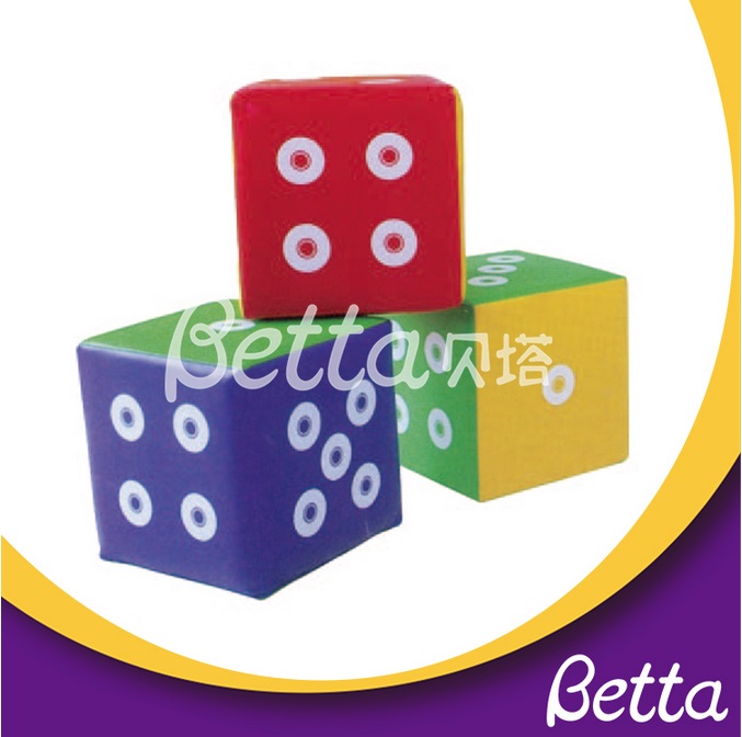 Bettaplay工厂直接销售五颜六色有趣的婴儿软体游乐套装。jpg