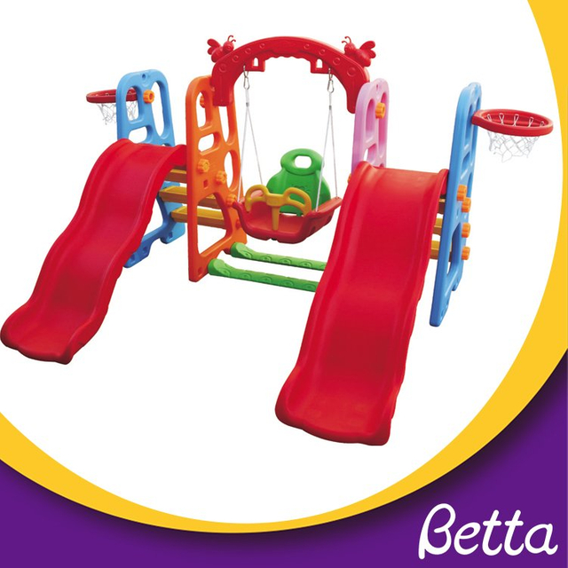 Bettaplay幼儿园塑料滑梯的幼儿