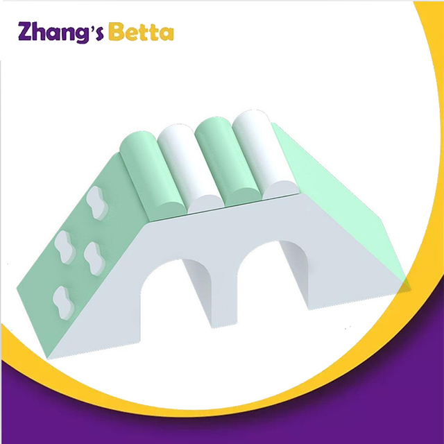 Bettaplay软玩具设备蹒跚学步室内乐园软游戏球坑