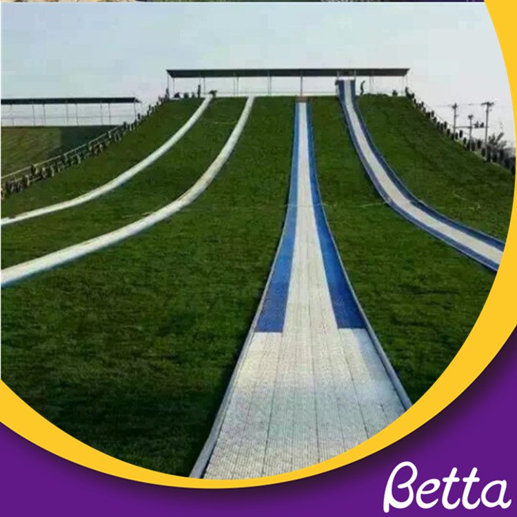 Tubby Slide Ski Slope5