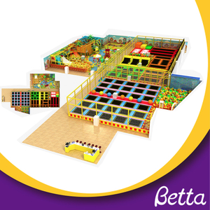 Bettaplay室内玩游戏，带有泡沫坑商业蹦床乐园