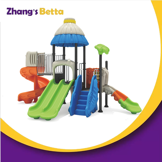 Bettaplay户外幼儿园设备，带滑梯和儿童丛林健身房
