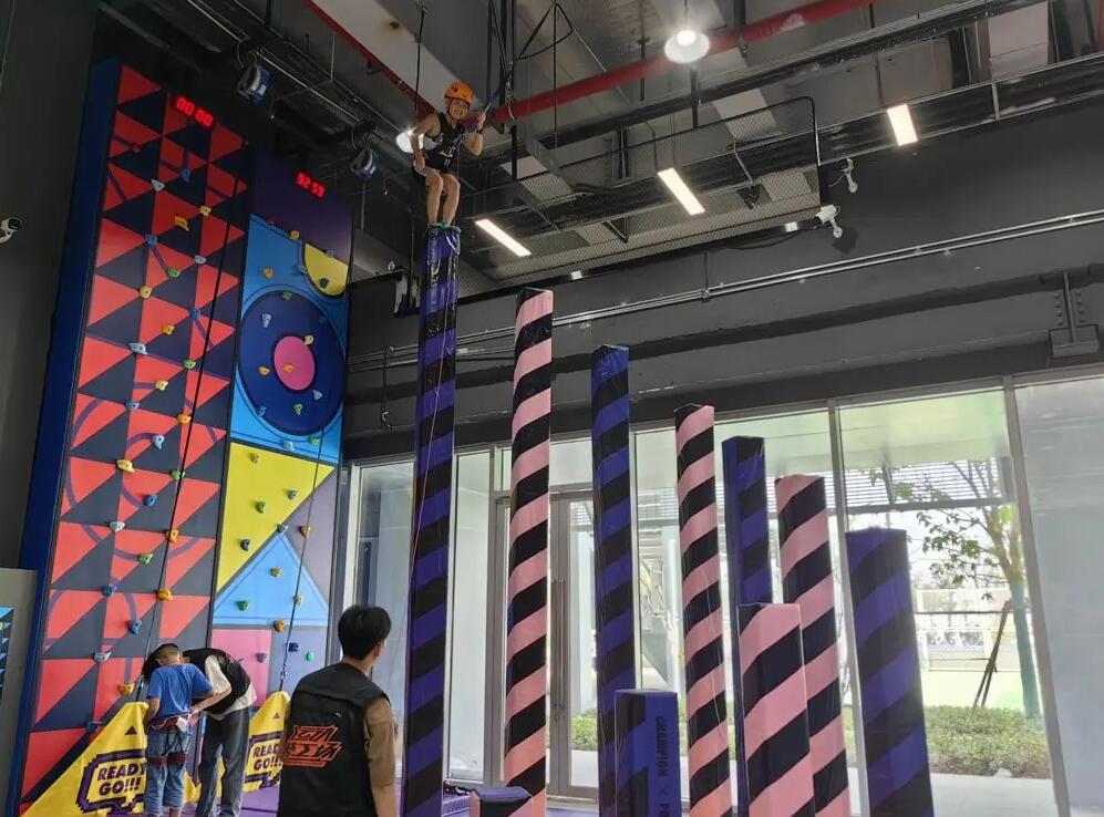 攀登墙
