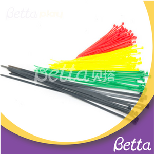 Bettaplay自锁电缆绑带零件和室内游乐场的材料