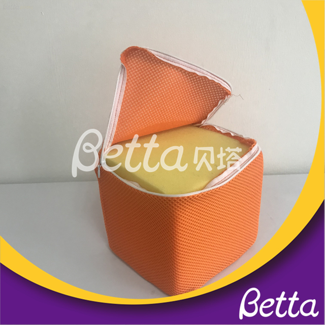 Bettaplay泡沫坑盖儿童室内室外乐园