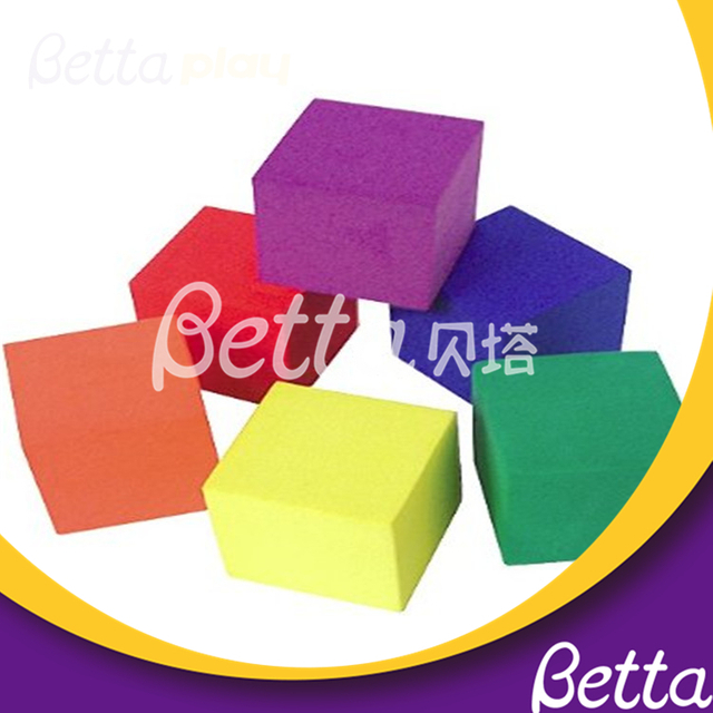 Bettaplay自定义泡沫立方体封面出售