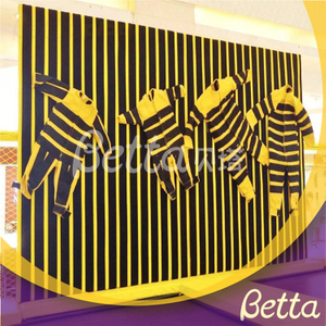 bettaplay 室内乐园蜘蛛墙西装 