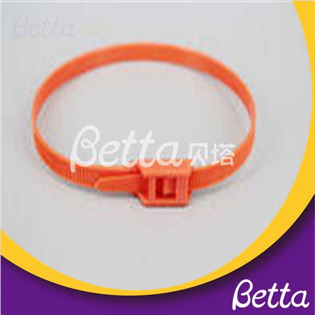 Bettaplay安全塑料电缆领带室内乐园