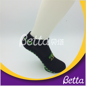 Bettaplay儿童和成人的自定义蹦床握把袜子 