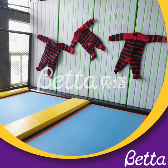 Bettaplay玩粘性蹦床
