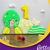 Bettaplay定制的儿童室墙填充物