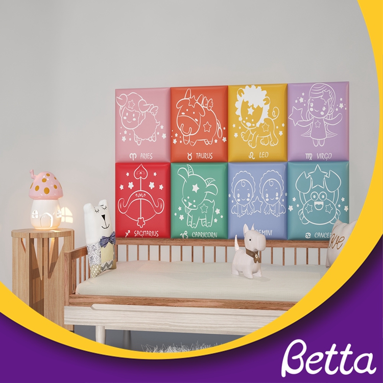 Betta Sofy Wall010