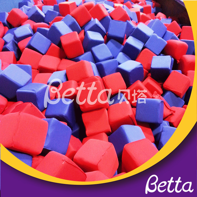 Bettaplay 2019新的覆盖泡沫坑 