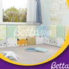 Bettaplay彩色墙壁保险杠的儿童房间